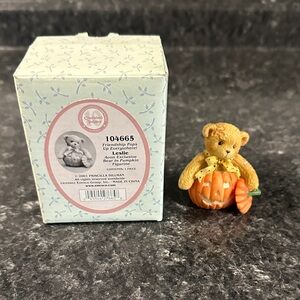 2001 Cherished Teddies Leslie 104665